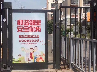 人行通道广告门案例