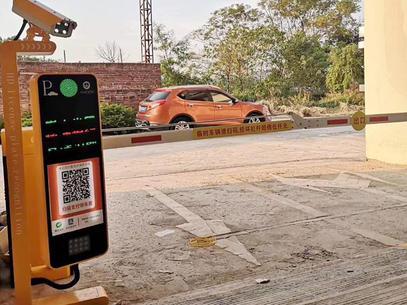 驰安科技广告道闸厂家讲解：车牌识别流程