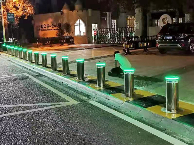 自动升降柱